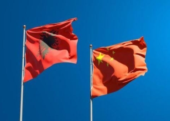 Shqipëria heq vizat me Kinën