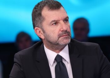 Bushati: Të këmbëngulësh për asociacion në këtë kohë, do të thotë të përgatisësh luftë për ndarjen e Kosovës