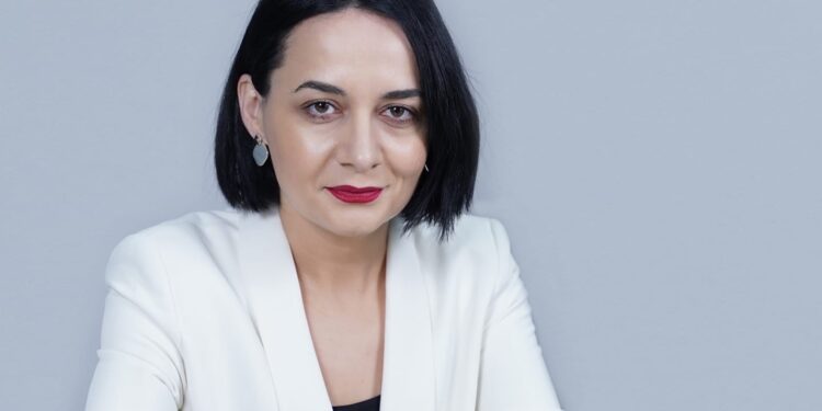 Pacolli-Dalipi: Nëse Asociacioni është OJQ, pse duhet qeveria të themelojë OJQ?