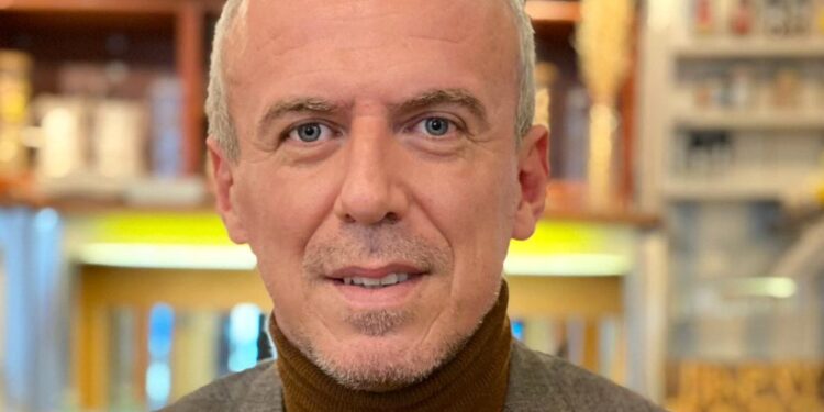 Profesori i UP-së e quan “dreq kushtetues” draf- statutin e FES-it