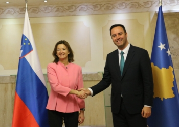 Konjufca në takim me Fajon: Kosova e përkushtuar për dialog me njohje reciproke