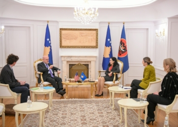 Osmani pret në takim Hovenierin, flasin për zhvillimet e fundit