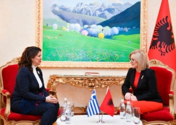 Kryetarja e Kuvendit të Shqipërisë, pret në takim  Ambasadoren e re të Greqisë