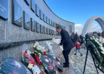 Limaj në Reçak: Askush nuk do të na falë nëse i lejojmë kriminelët të na ndryshojnë historinë