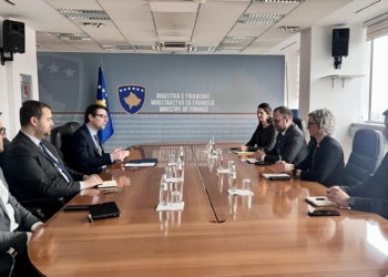 Murati pret në takim delegacionin e MCC-së për Kosovë
