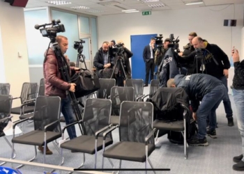 AGK-ja e përkrah bojkotin e sotëm të gazetarëve ndaj Qeverisë