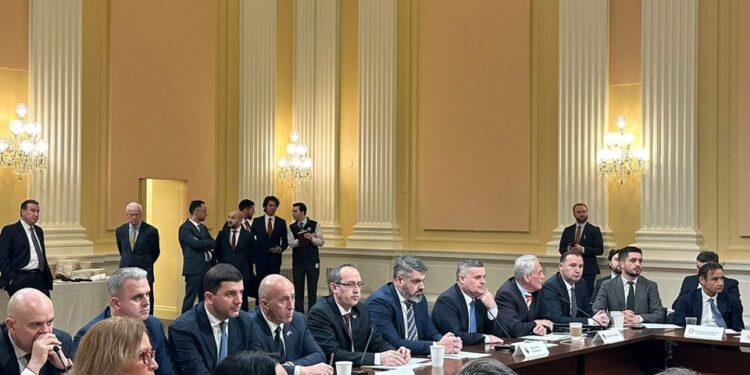 Hoti thotë se e mori fjalën në emër të Kosovës në Kongresin Amerikan