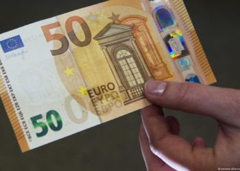 Qeveria vazhdon ndarjen e 50 eurove për punëtorët e sektorit publik