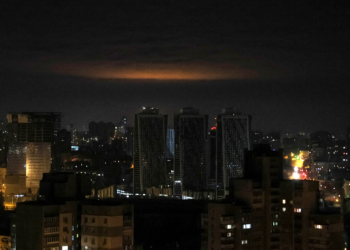 Granatimet gjatë natës në Kiev dëmtojnë objektet e infrastrukturës energjetike