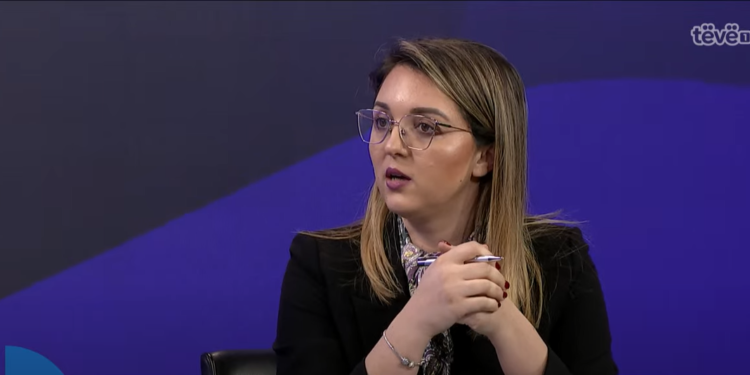 Kryeziu: Ambasada amerikane do duhej të organizonte diskutim për Asociacionin edhe në Serbi