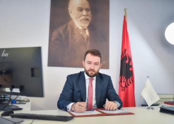 Arrestohet në Shqipëri sekretari i përgjithshëm i Ministrisë së Financave