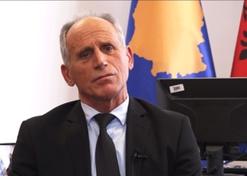 Zëvendësministri i Mbrojtjes e quan absurde kërkesën e Serbisë për trupa në Kosovë: Po bën luftë hibride