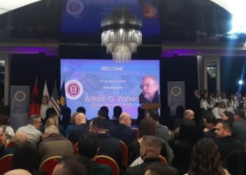 William Walker nderohet me titullin “Doctor Honoris Causa”