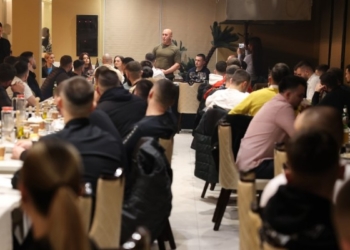 Haradinaj me të rinjtë e AAK-së: Ditët më të mira i kemi përpara