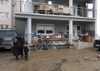 Vërshimet shkatërrojnë 65 shtëpi në Lagjen e Boshnjakëve, flasin banorët