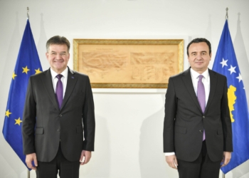 Lajçak sonte në Prishtinë për propozimin evropian