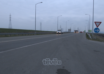 Ministria e Infrastrukturës dhe disa komuna nënshkruajnë kontrata për mirëmbajtjen e rrugëve