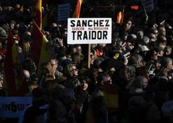 Nisin protestat në Spanjë, mijëra njerëz kundër qeverisë Sanchez