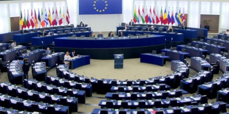 Parlamenti Evropian mirëpret aplikimin e Kosovës për anëtarësim në BE