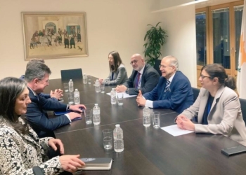 Lajçak takohet edhe me ‘mosnjohësit’ e Qipros, bisedojnë për dialogun