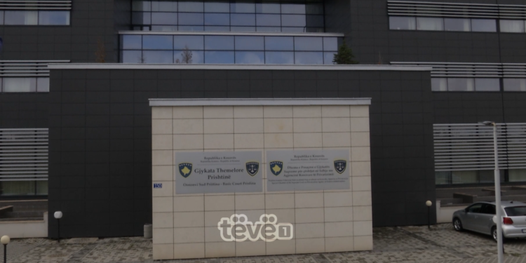 Ministria e Infrastrukturës dhe disa komuna nënshkruajnë kontrata për mirëmbajtjen e rrugëve