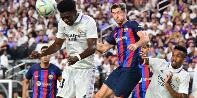 Short bombë në Kupën e Mbretit: “El Clasico” në gjysmëfinale