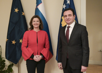 Kurti e Fajon flasin për dialogun Kosovë-Serbi, me njohje reciproke në qendër