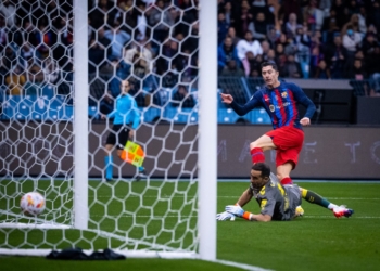 Barcelona mposht Betisin dhe do të përballet me Realin në finalen e Superkupës së Spanjës