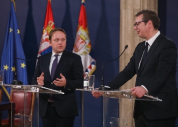 Aprovohet nisja e hetimeve ndaj komisionerit të BE-së Varhelyi, dyshohet se e favorizoi Serbinë në negociata