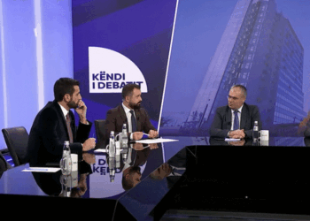 Analistët kritikojnë Vetëvendosjen për videot kundër qeverive të kaluara