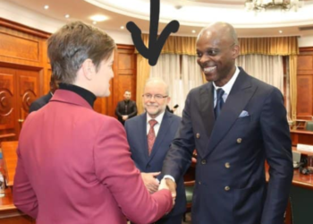 Zyberaj thotë se në ç’njohjen nga Togo ka gisht “sekseri i Vuçiqit dhe Daçiqit”, Vladimir Cizelj