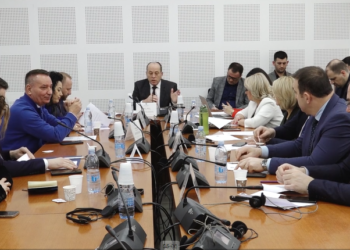 Komisioni e voton vazhdimin e masave emergjente për furnizim me energji, opozita kundër