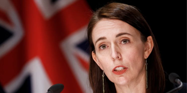 Dorëhiqet kryeministrja e Zelandës së Re