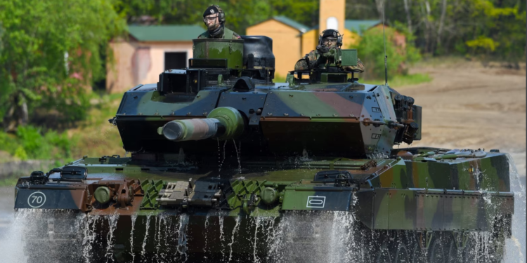 Norvegjia synon që në fund të marsit t’i dërgojë tanke Ukrainës