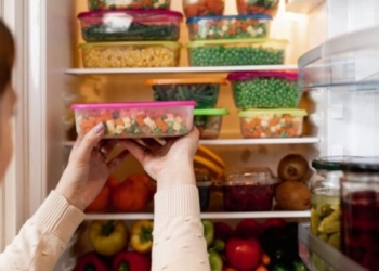 Kujdes, nëse i mbani ndonjë nga këto ushqime në frigorifer, nxirrini menjëherë