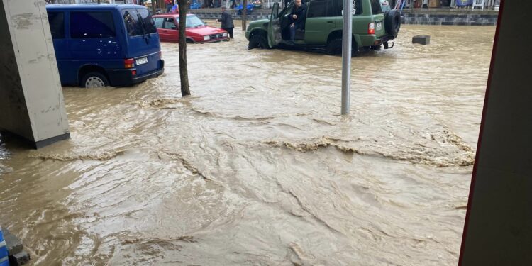 Rreth 139 mijë euro të mbledhura në Fondin Emergjent për Vërshimet në Skenderaj