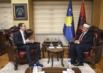 Kurti takon Myftiun Tërnava, flasin për Projektligjin për Liritë Fetare