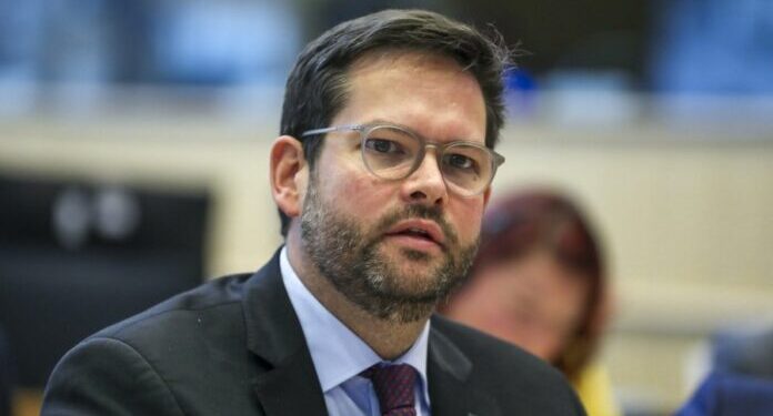 Mandl: Evropianët nuk janë në gjendje ta ndihmojnë veten, i duhet ndihma e SHBA-së