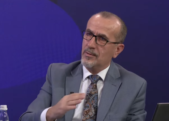 Haxhiu: Sot i thashë Kusarit të konsultohet edhe një herë për Trustin