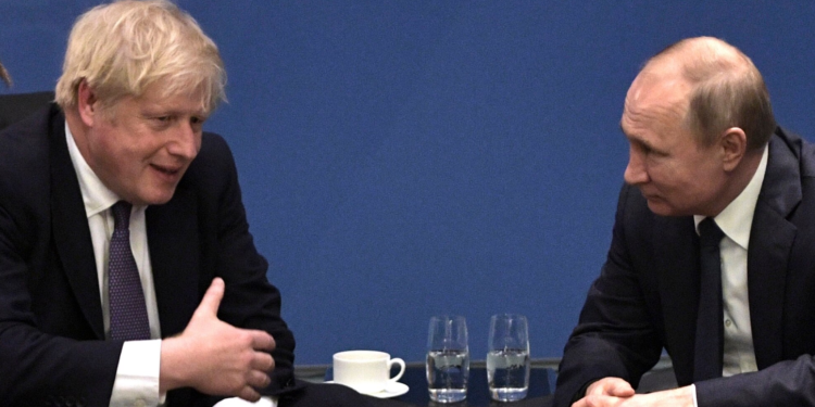 Boris Johnson: Putin më ka kërcënuar me vdekje