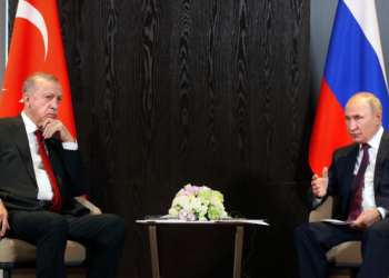 Erdogan i kërkon Putinit të shpallë armëpushim “të njëanshëm” në Ukrainë