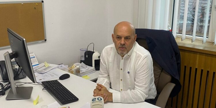 Izet Sadiku: S’mjafton buxheti i shëndetësisë në Prishtinë, presim bashkëpunim me ministrin Vitia