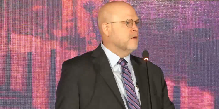 Hovenier: Jemi të përkushtuar ta mbështesim Kosovën dhe të përfitojmë nga rinia e saj