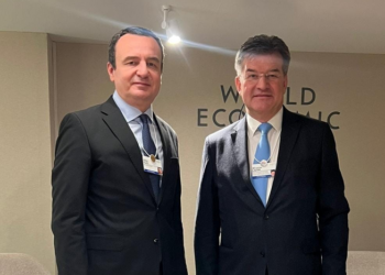 Qeveria thotë se Kurti dhe Lajçak diskutuan për marrëveshjen me njohjen reciproke në qendër