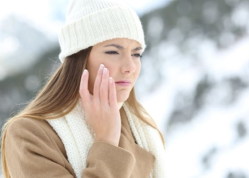 Shtatë mënyra si të parandaloni lëkurën e thatë gjatë dimrit