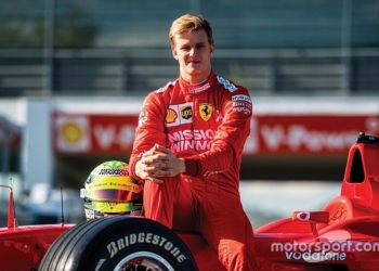 Ferrari nuk e harron, i uron ditëlindjen Schumacher