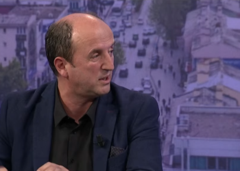 Huruglica thotë se nuk është rritur tatimi në pronë, por rivlerësimi