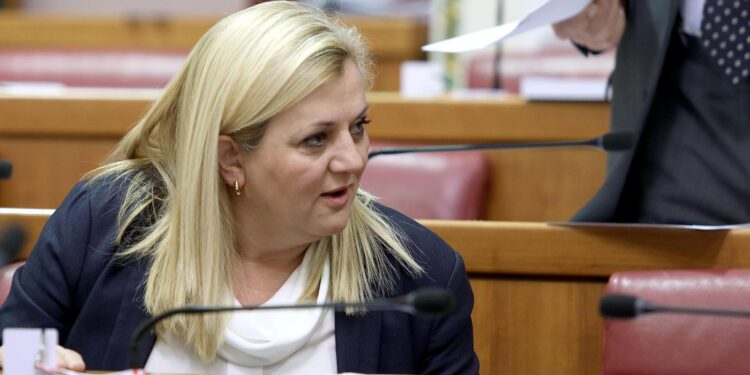 Deputetja shqiptare i reagon Milanoviqit: Themelet e pavarësisë së Kosovës, të njëjtat që çuan në pavarësi të Kroacisë