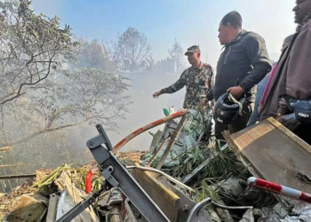 Rrëzohet avioni në Nepal – të paktën 16 të vdekur