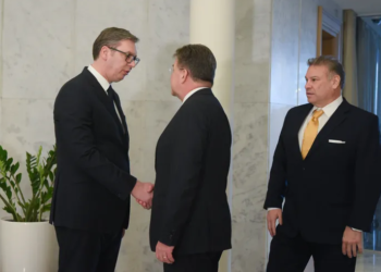 Lajcak: Vuçiq i gatshëm për vendime të vështira, bërja e Asociacionit kyçe për stabilitet